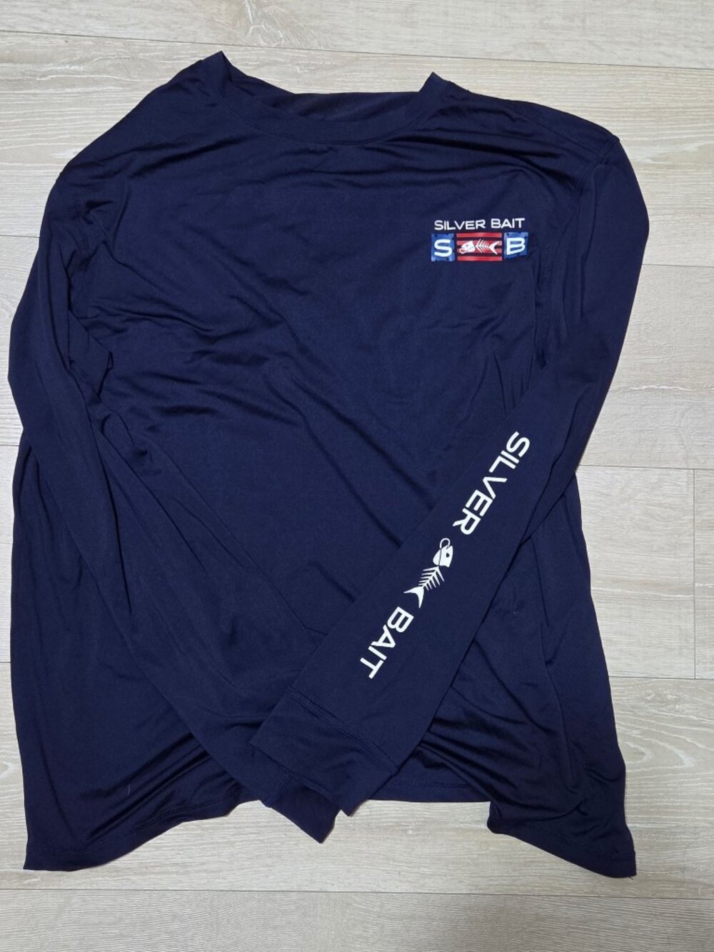 Silver Bait Long Sleeve Fishing Shirt Navy Blue USA Flag Graphic Men's XL NWOT